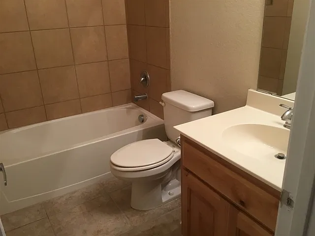 3101 Hornbeam St — Photo 10