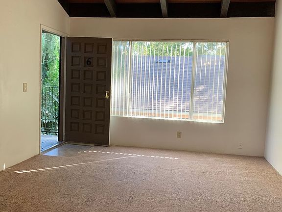 3rd image of 2421 E St APT 06