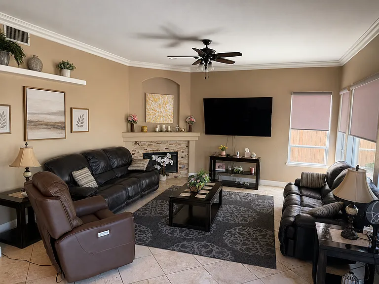 3635 Santa Clara Cir — Photo 6