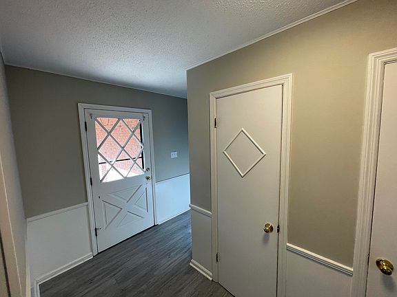 4th image of 4513 Glennwood Drive Drive