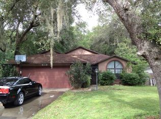 39931 Parkinsonia St, Lady Lake, FL 32159