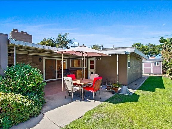 5th image of 524 N Acacia Ave