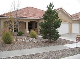 808 Calle Encina NE, Albuquerque, NM 87113