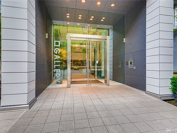 5th image of 2911 2nd Ave Unit 614