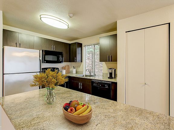 5th image of 17202 NE 85th Pl #2G-214
