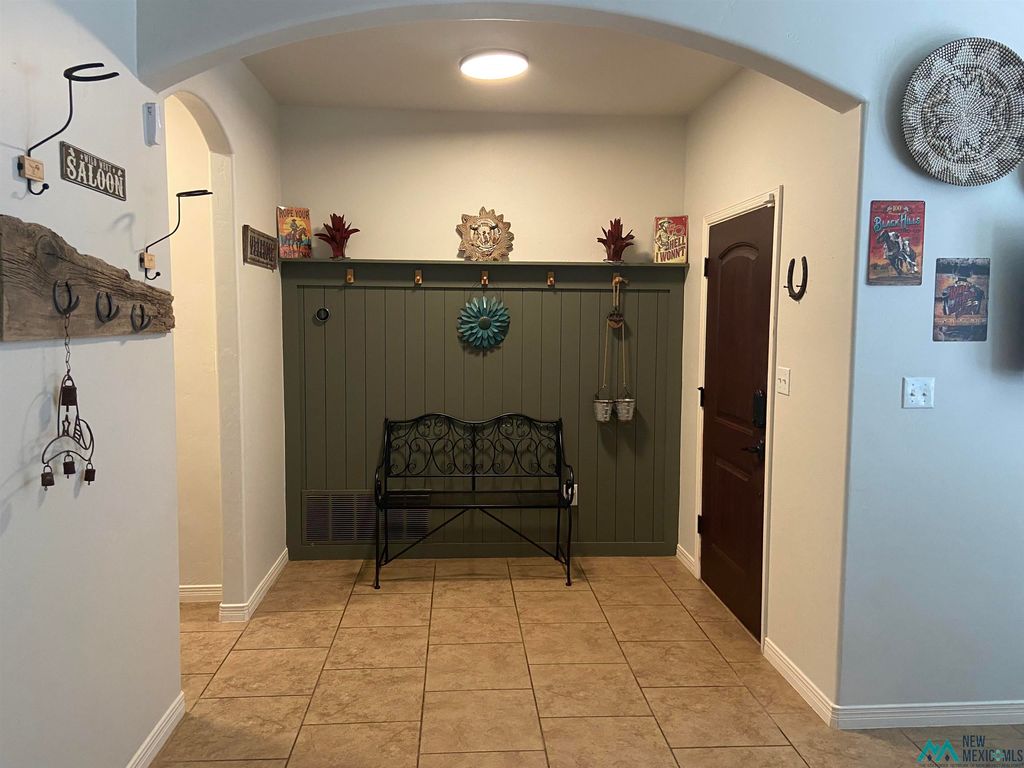 1838 Troy Dr, Carlsbad, NM - View 5
