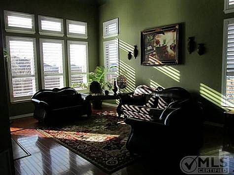 2nd image of 1205 Shenandoah Dr