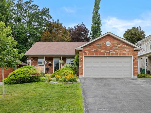 1069 Silverdale Rd, Peterborough, ON K9J 7W5