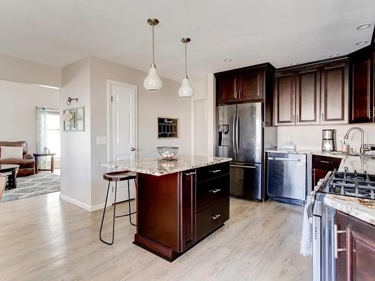 Brannon Ln — Photo 14