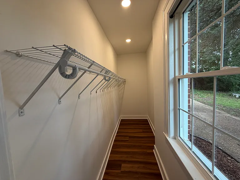 1211 Glenwood Dr — Photo 12