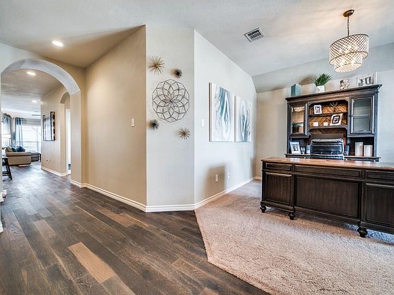 5th image of 9844 Hedge Bell Dr