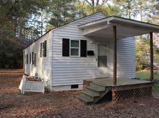 405 McKinnon Dr, Hamlet, NC 28345