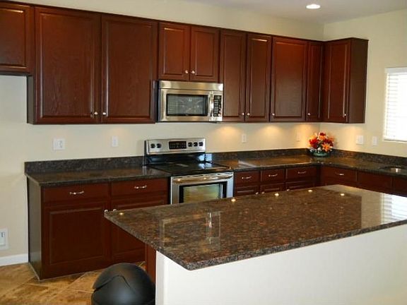 5th image of 212 E Desert Holly Dr