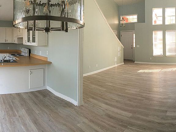 4th image of 7729 Shadow Bay Dr