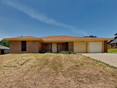 712 Springhill Dr, Hurst, TX, 76054