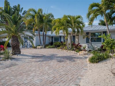 504 68th St, Holmes Beach, FL, 34217