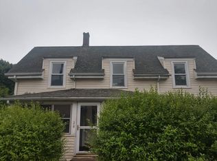 28 Lake St, Weymouth, MA 02189