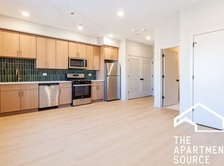 4102 N Sheridan Rd #207, Chicago, IL 60613
