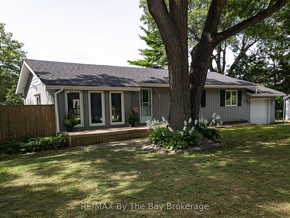 1st image of 74 Oxbow Park Dr