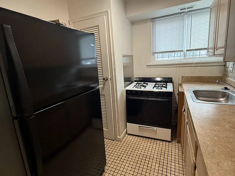 5100 Bass Place Southeastunit #101 — Photo 7