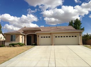 15307 Via Napoli Dr, Bakersfield, CA 93306