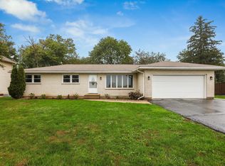 39240 93rd St, Genoa City, WI 53128