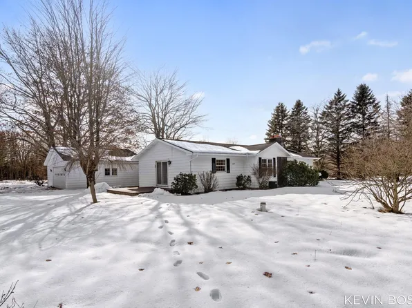 15108 Van Buren St, West Olive, MI 49460