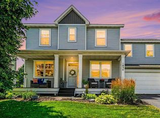 1834 Spring Creek Dr, Carver, MN 55315