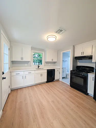 (Undisclosed Address) Photo 1