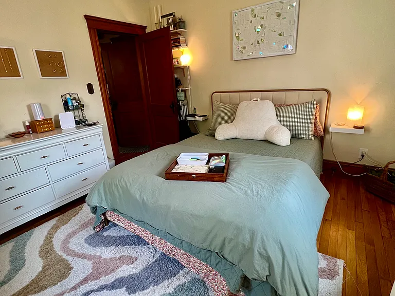 136 Spring St #1R — Photo 2