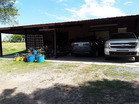 4th image of 8768 SW 270th Hwy