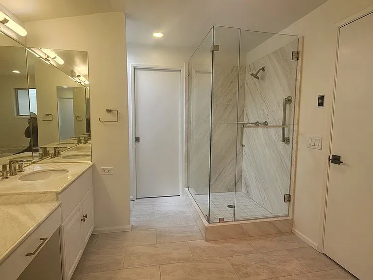 3803 E Lake Sammamish Shore Ln SE — Photo 17
