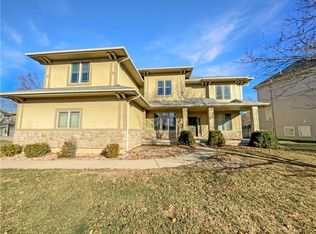 2300 NE Silver Spring Ln, Lees Summit, MO 64086