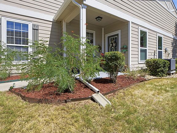 4th image of 103 NASSAU CIR