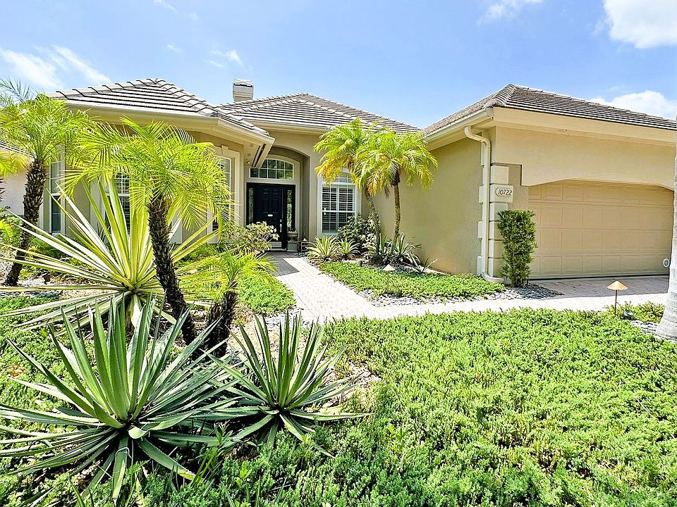 1st image of 10722 Woodchase Cir