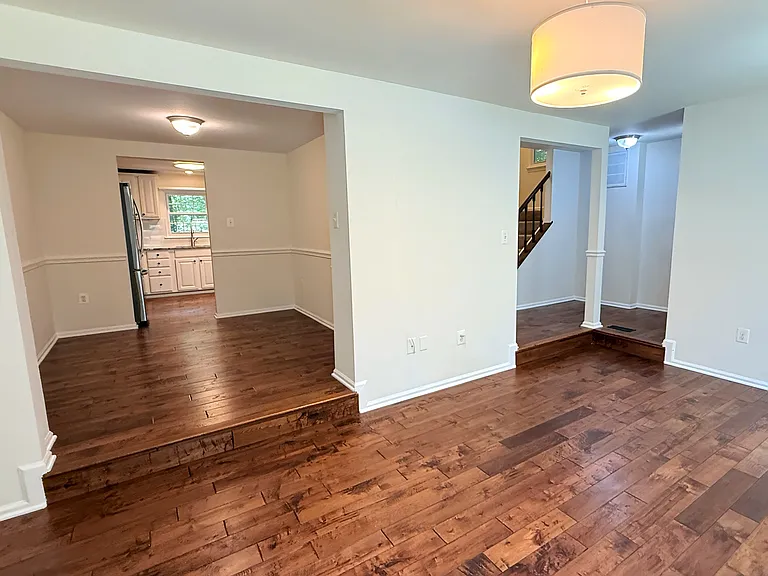 10100 Walnut Wood Ct — Photo 13