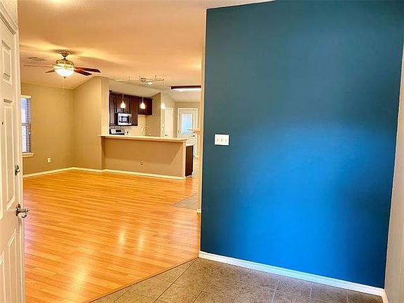 4th image of 6936 Willow Crest Dr