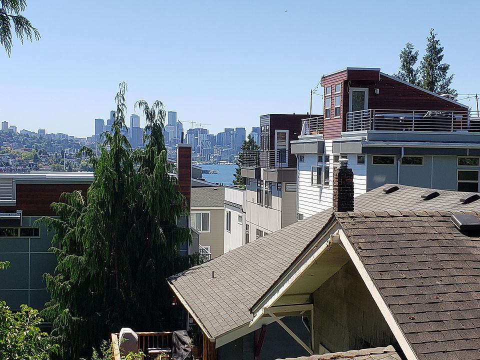 1st image of 3954 1st Ave NE APT 3