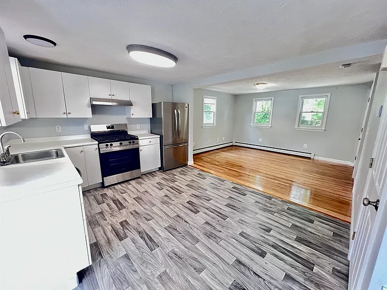 15 1st St #15 — Photo 5