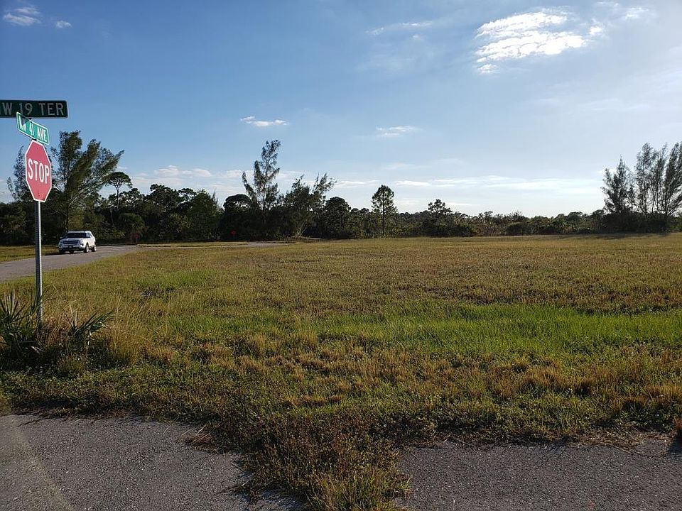 2nd image of 4102 NW 19th Ter