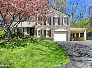 9851 Marcliff Ct, Vienna, VA 22181