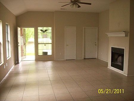 4th image of 3747 Bernal Dr