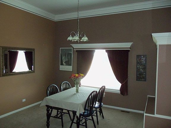 4th image of 2031 Greenview Dr