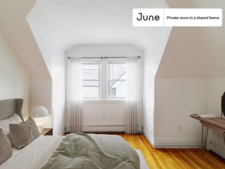 36 Newcastle Rd #D — Photo 1