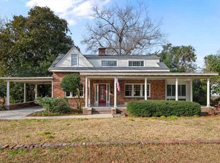 1403 Lyttleton St, Camden, SC 29020