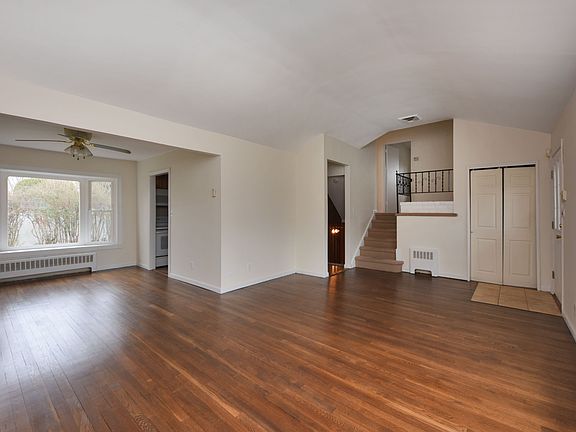 5th image of 14 Talcott Dr