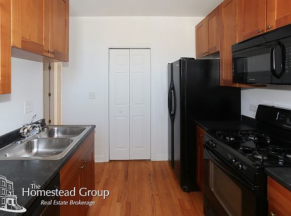 5th image of 2508 W Catalpa Ave #3