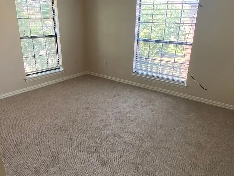 2204 N Carroll Blvd #1 — Photo 14