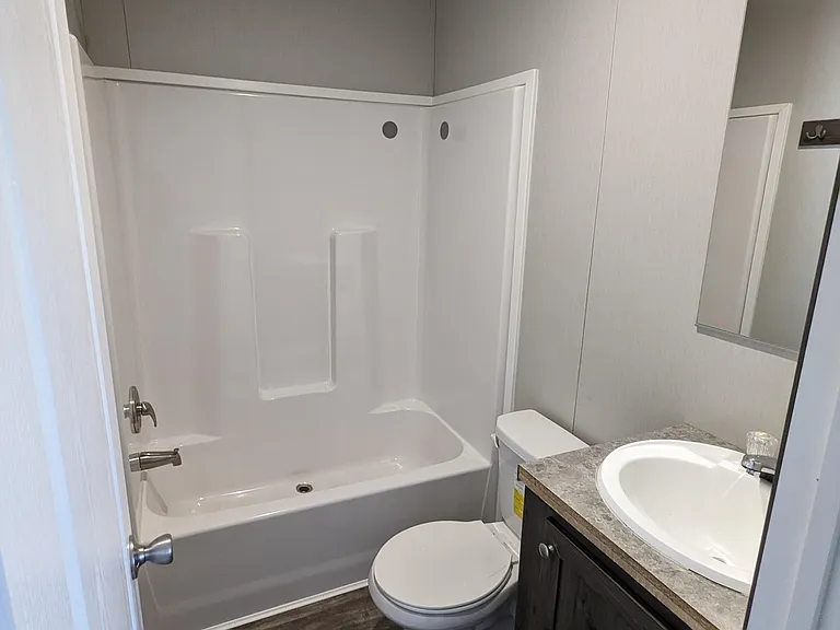 154 Callaway Ln — Photo 38