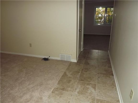3rd image of 4850 Laraine Dr